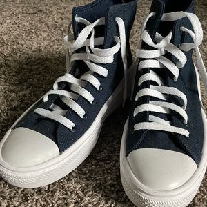 Platform Navy Converse